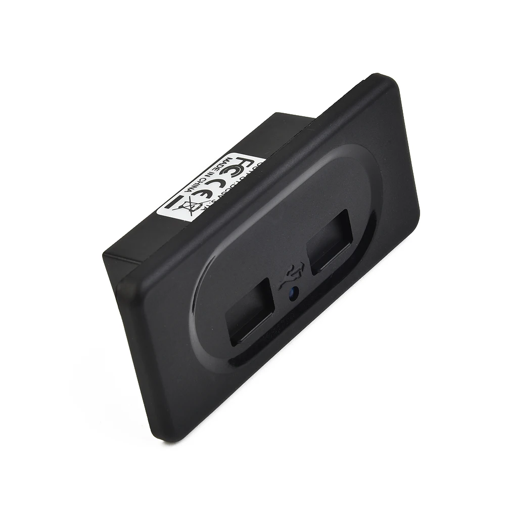 

Зарядное устройство с двумя USB-портами, 5 в пост. Тока/2021 А, 12 В