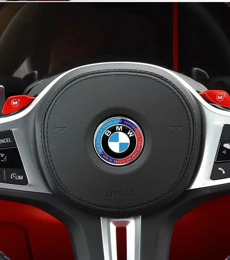 Фото Наклейка-эмблема на переднюю и заднюю часть багажника BMW M E46 E39 E38 E90 E60 F10 F30 Z3 X1 X3 X5, 45/56/68/74/82 мм, 50-летие, юбилейная серия №4