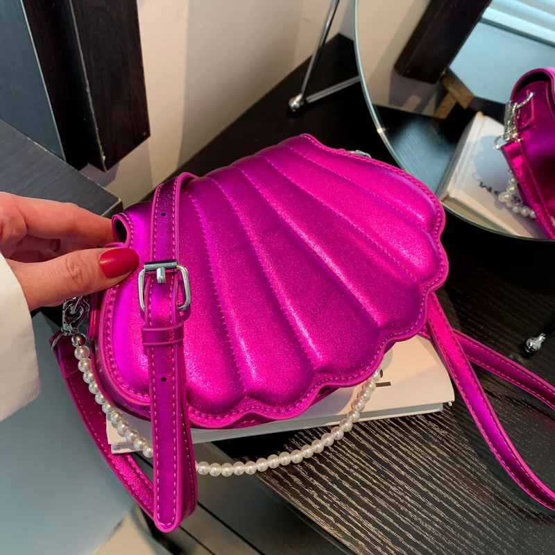 

Personalized Design Fashion Laser Shell Shape Pearl Chain Shoulder Bag Flap Purse Girls Crossbody Handbag Ladies Messenger Bag