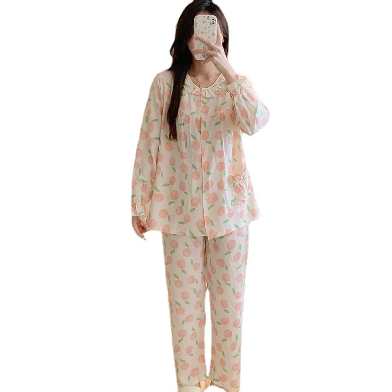 Young woman Pajamas Long Sleeves cardigan Cotton silk pajamas set