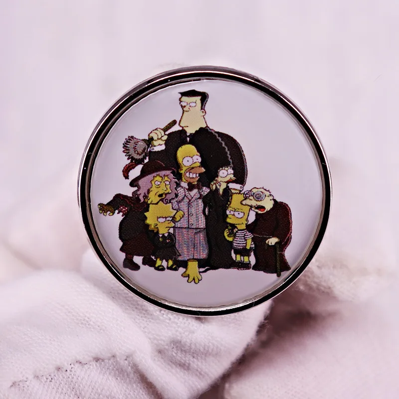 

The Comic family is funny Enamel Pin Wrap Clothes Lapel Brooch Fine Badge Fashion Jewelry Friend Gift