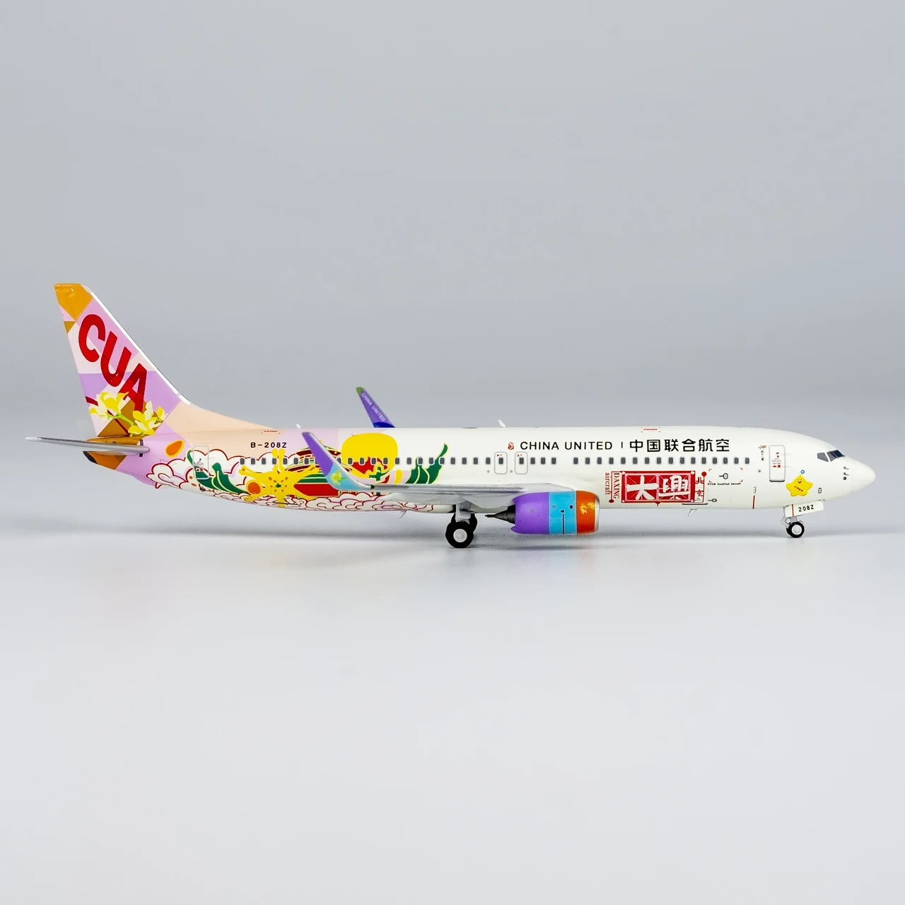 Коллекционный самолет из сплава 58220 подарок NG модель 1:400 China United Airlines Боинг литая