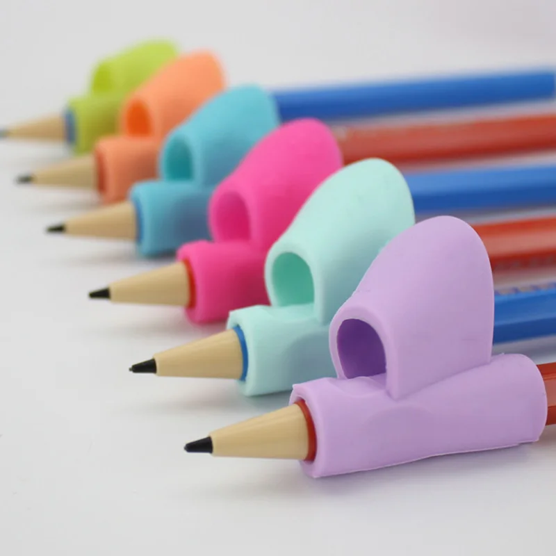 

3pcs Pencil Holder Funny Board Games for Children Silicone Pencil Holder Writing Aid Grip Correction Board Game Kids Gift Toy