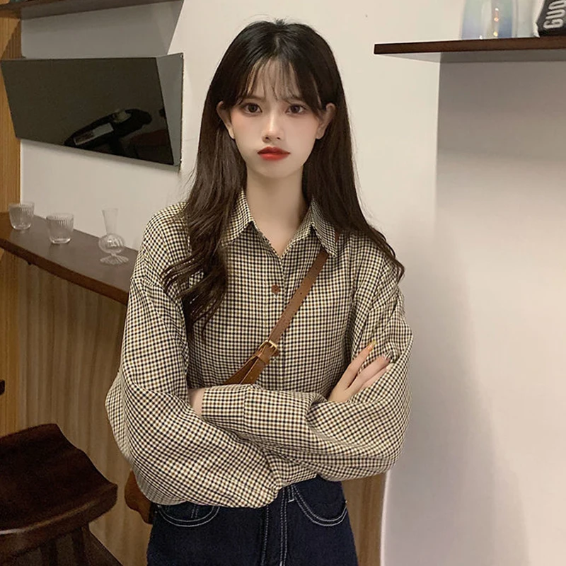 

Vintage Women Plaid Shirts Autumn Long Sleeve Loose Casual Turndown Collar Tops Korean Harajuku All Match Single Breasted Blouse