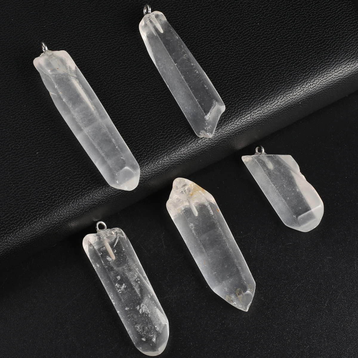 

Natural Crystal Stone Pendant Irregural Clear Quartzs Pendant Charms for Women Making DIY Jewerly Necklace 53x31x11mm