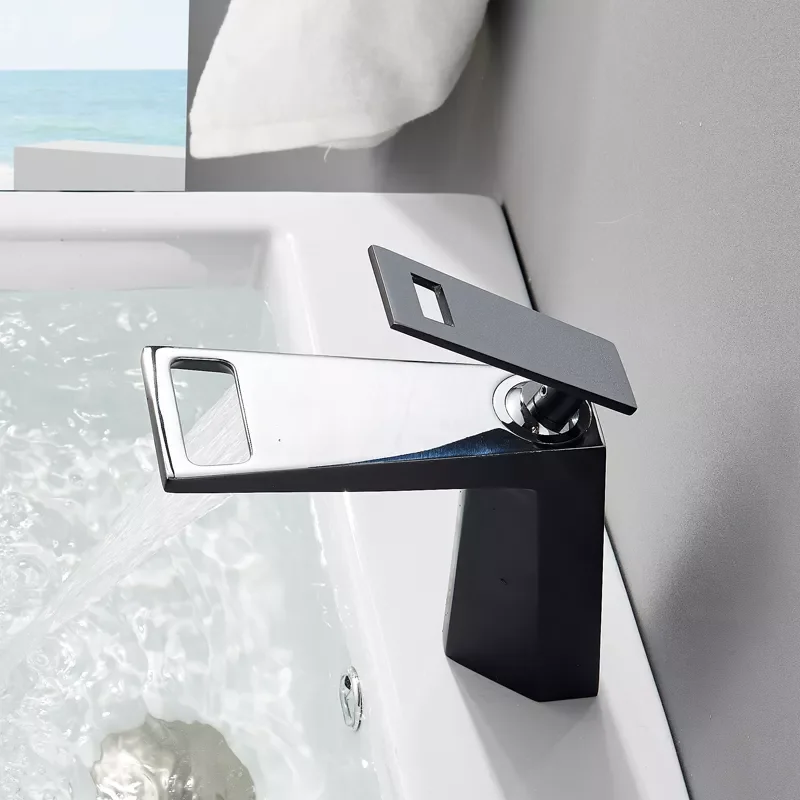 

Black Waterfall Basin Faucet Deck Mounted Brass Single Handle Mixer Tap Deck Mounted Chrome White Bathroom Tap Hot Cold Faucet