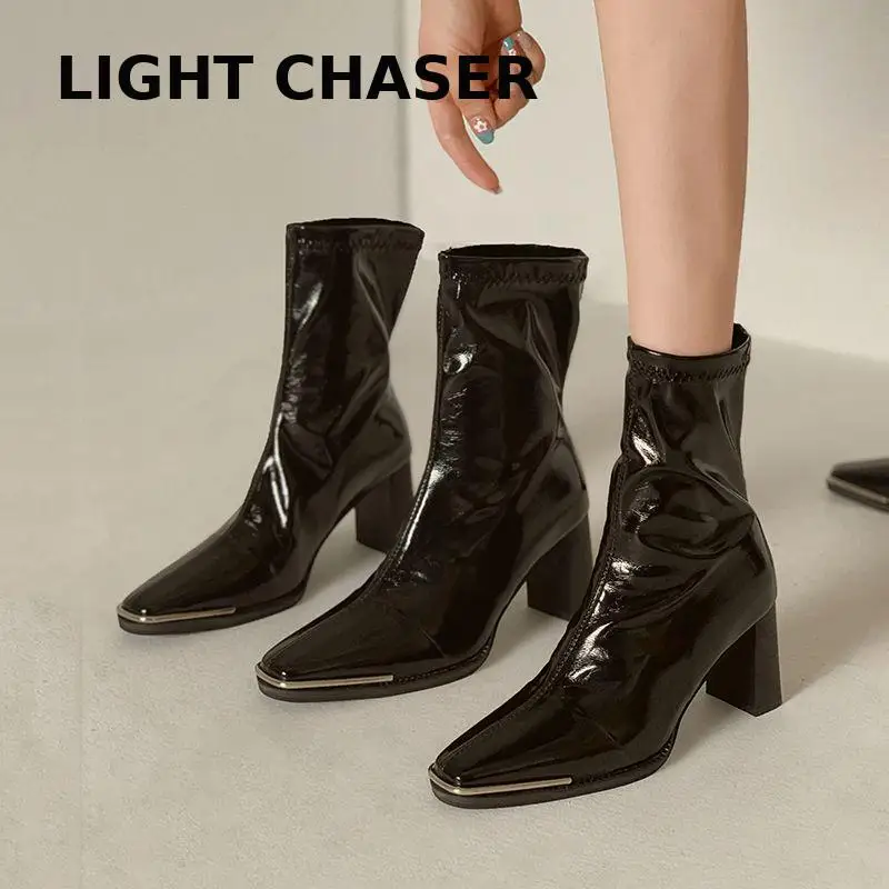 2022 Women Long Boots Thick Sole Ladies Zipper Knight Flats Heel Boots Fashion Knee-high Boots Female Ankle Boots Winter Shoes