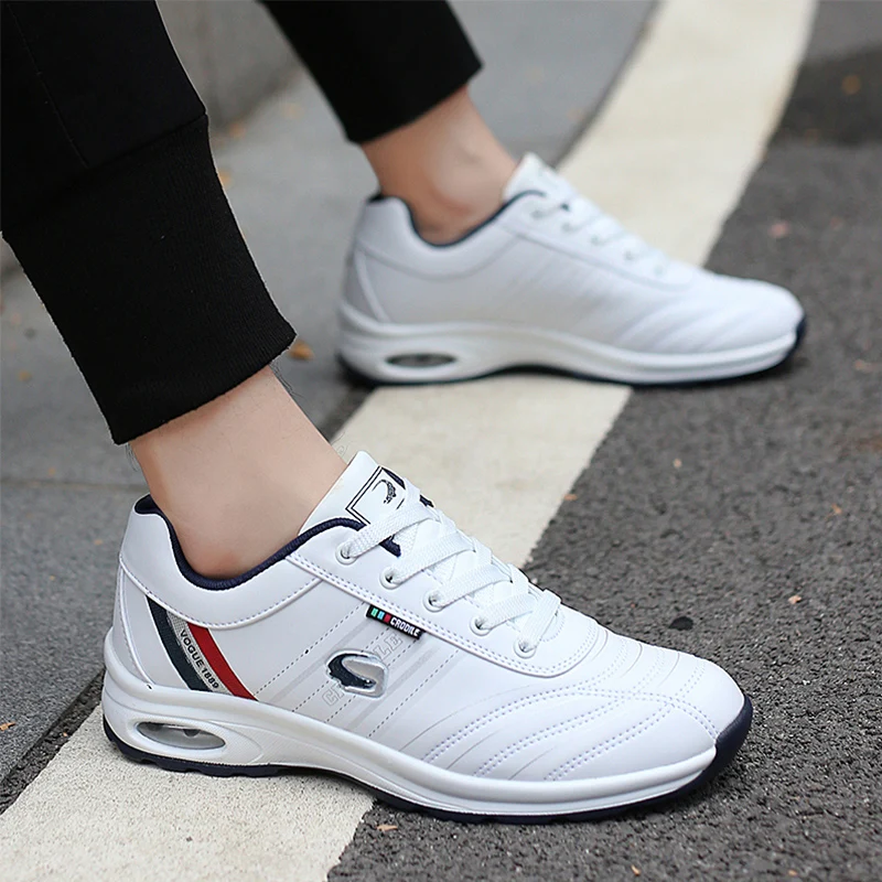 SENAGE New Classic Style Hight Quality Golf Shoes Comfortable Non-slip Golf Trainers Athletic Sneakers Spikless Golf Sport Shoes