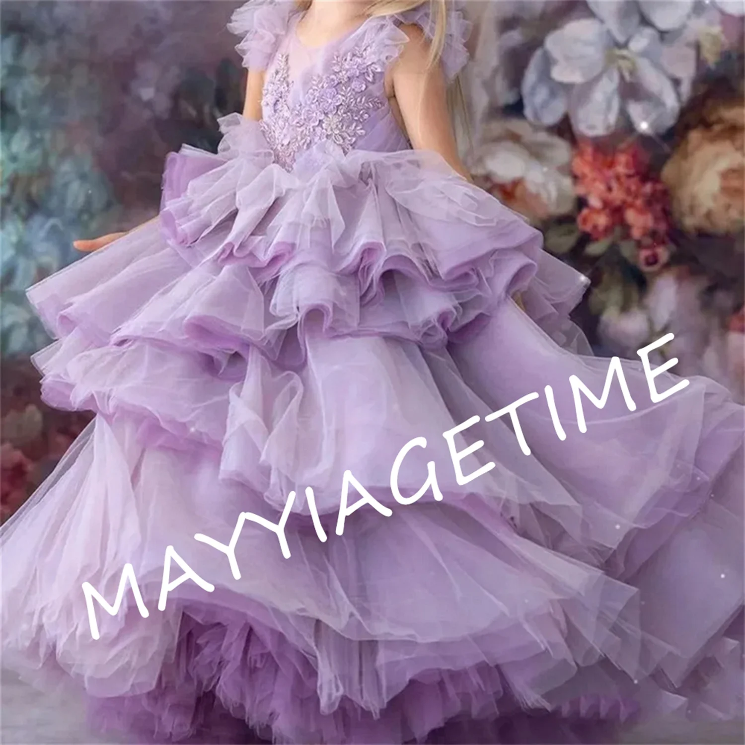 

Платье без рукавов с круглым вырезом и цветочной аппликацией