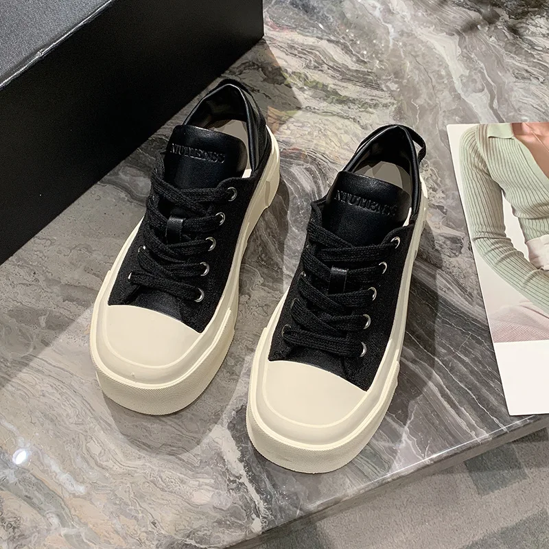 

Новинка, Женская нишевая холщовая обувь для доски с квадратным носком, модные туфли на толстой подошве, дышащие маленькие белые туфли