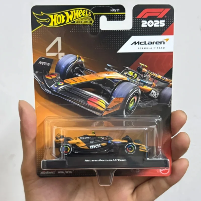 Фото Коллекционная миниатюра Hot Wheels Original Mattel Premium, масштаб 1:64, модель болида Формулы-1 HRV11 2025 Oracle Red Bull Racing F1 №5