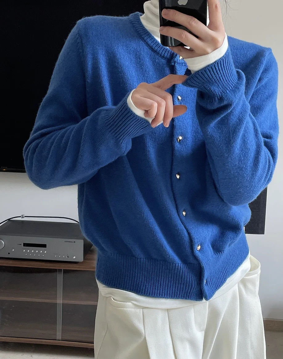 

Winter High Quality Wwomen's Wool Knit Cardigan Solid Color Long-sleeved Sweater