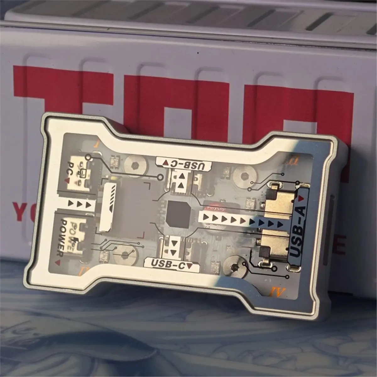 Фото Мега-распродажа 618: HMLAB HUB Lite — игровой USB-хаб с 2-3 портами, высокоскоростной (8K Hz), OLED-дисплей с кнопочным управлен №3