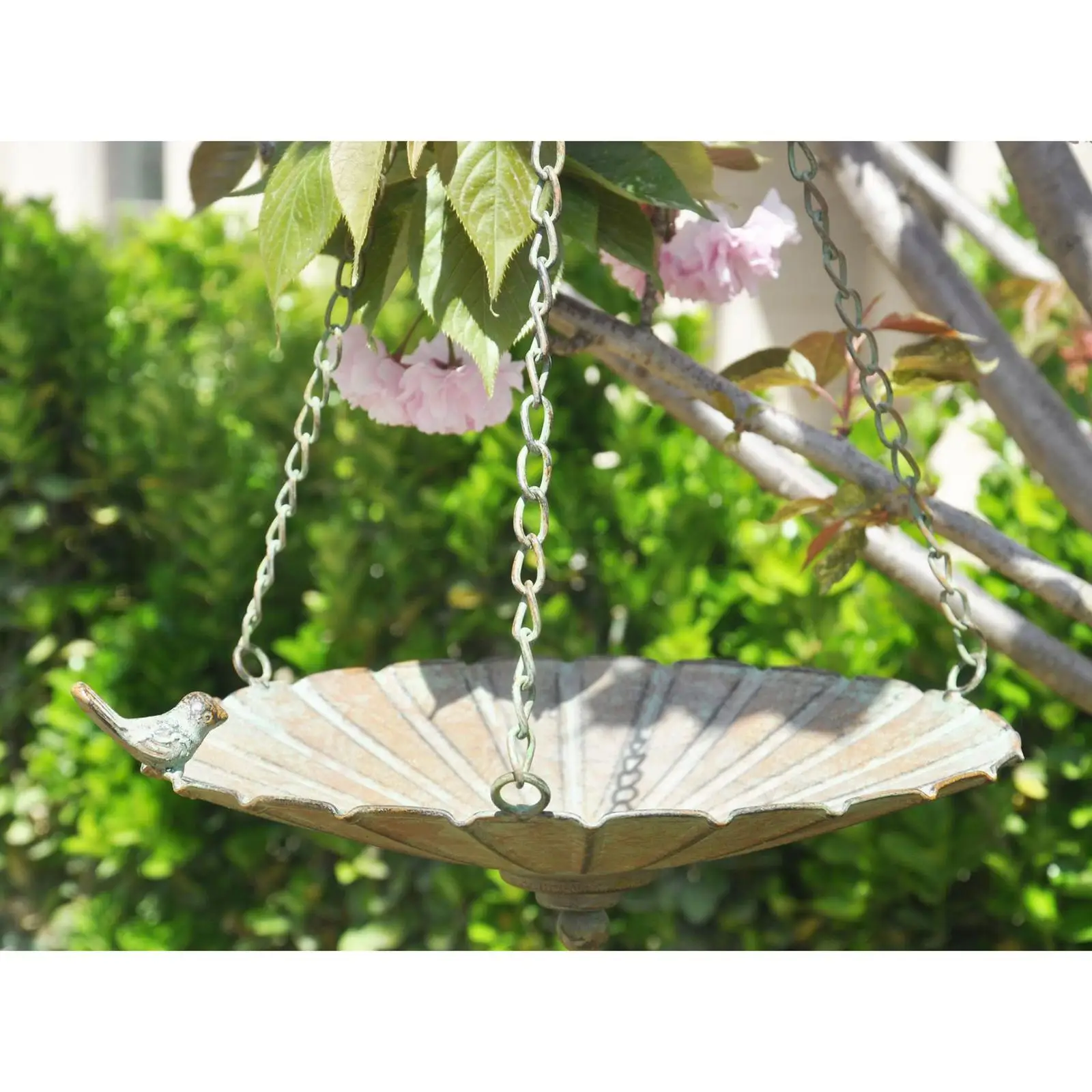 

Vintage Style Hanging Bird Feeder Birdbath Backyard Chickadees