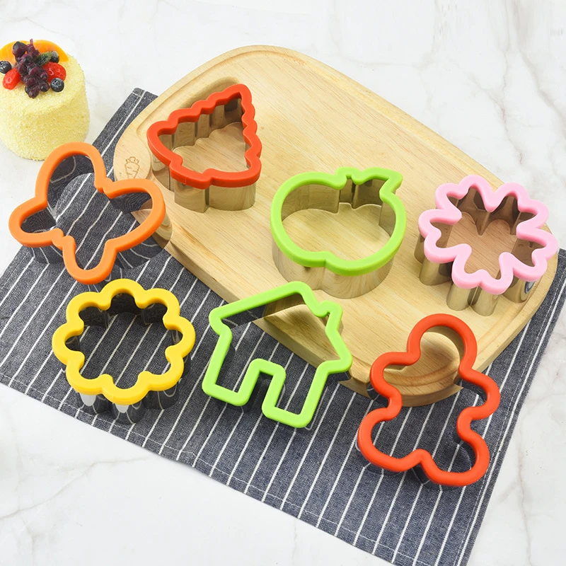 

Sandwich Mould Animal Dinosaur Star Heart Shape Stainless Steel Bread Mould Cookie Cutters Mold Baking Tools For Kids Bakeware