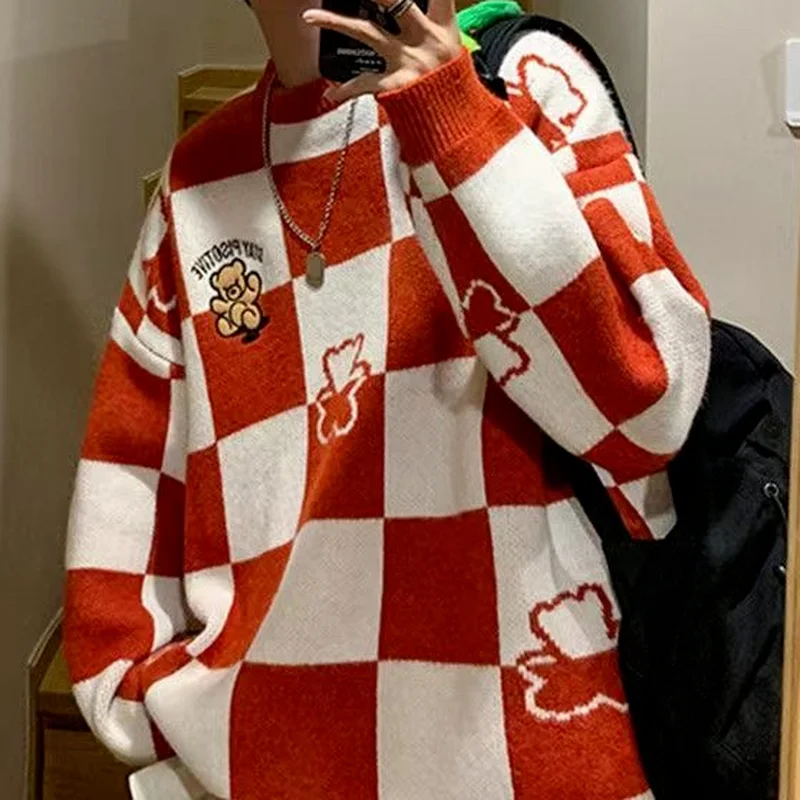

2022 Autumn Fashion Casual Pullovers Women Hip Hop Knitted Jumper Sweaters Embroidery Bear Chess Plaid Streetwear Harajuku