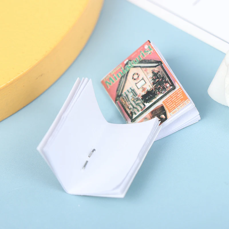 

Hot！1:12 Dollhouse Miniatures Comic Books Mini Bookshelf Schoolbag Model Toys Dollhouse Furniture Decor Accessories