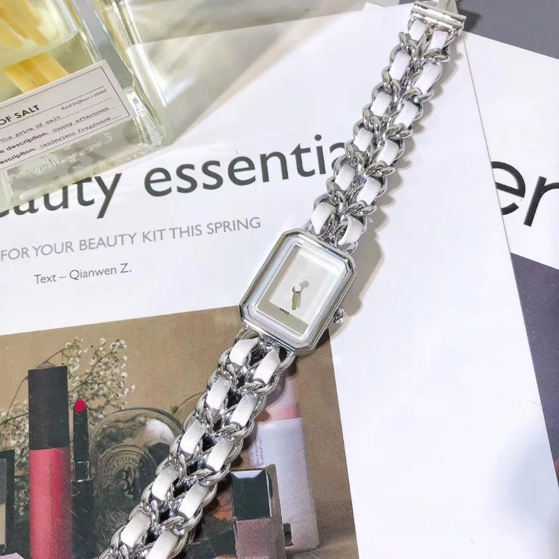 Рисунок 2 - Роскошные женские часы