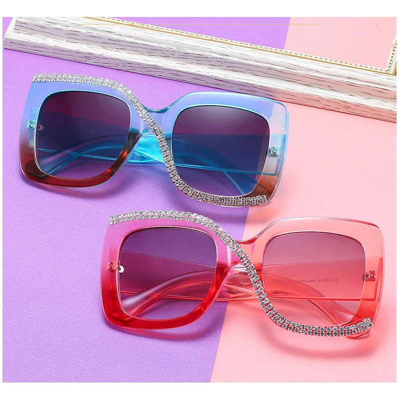 Солнцезащитные очки в квадратной оправе с бриллиантами и стразами для женщин