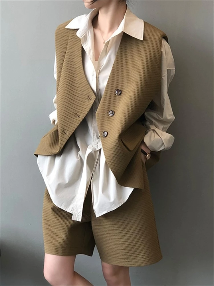 

Spring Fashion Sweet Elegant Loose Plaid V-neck Single-breasted Sleeveless Casual Women Sets Girl Chic Waistcoat Vests & Shorts