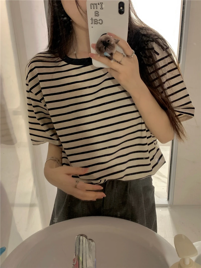 

Модная шикарная футболка GM2694 в полоску в Корейском стиле, Новинка лета 2023, свободный дизайн, нижний топ с коротким рукавом, женская одежда
