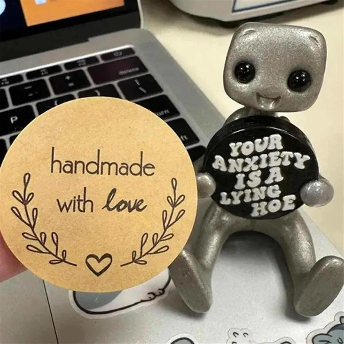 Статуэтка робота из эпоксидной смолы художественная игрушка Kawaii Desk Buddy B