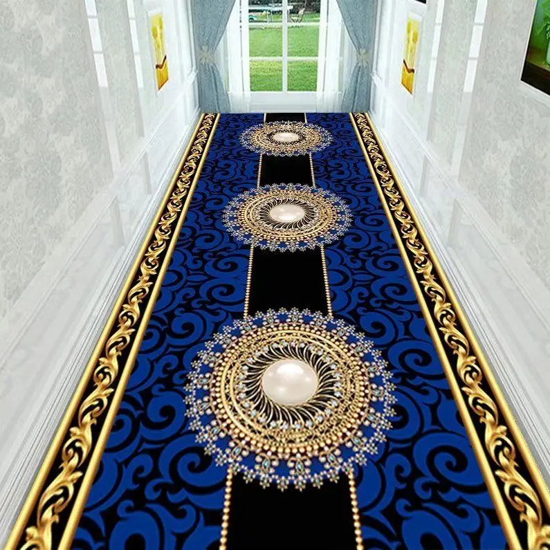 

Коврик для прихожей с черной и белой рамой