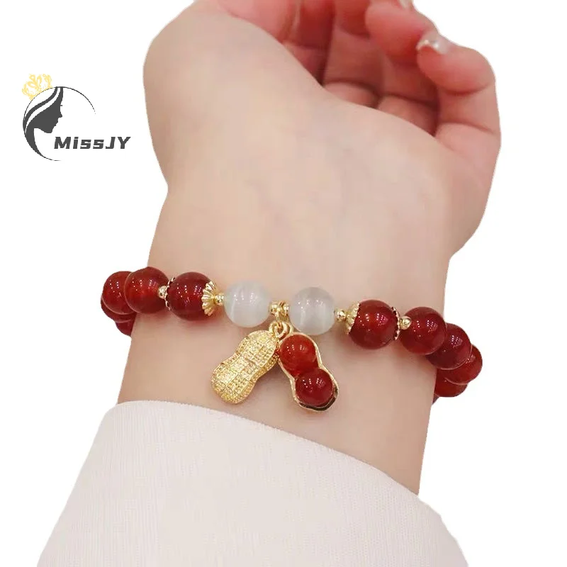 Новогодний браслет с бусинами на удачу Элегантные красные бусины подвеска в
