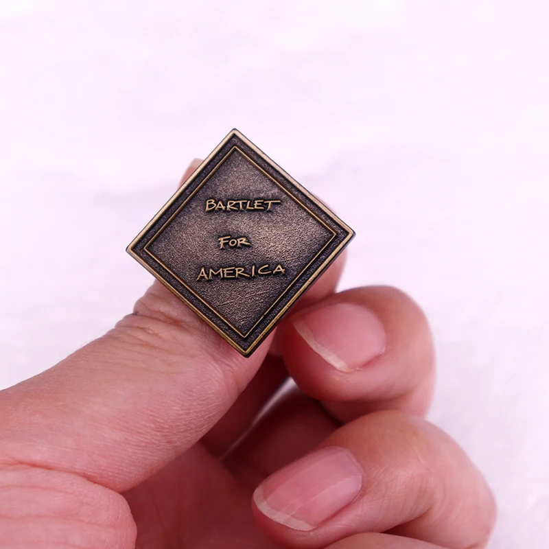 Брошь The West Wings Bartlet для Америки из меди