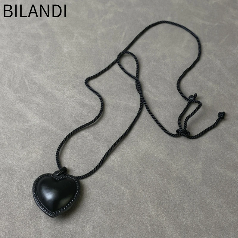 

Bilandi Fashion Jewelry Sweet Korean Temperament Irregular Black Color Necklace For Women Fashion Accessories Hot Selling