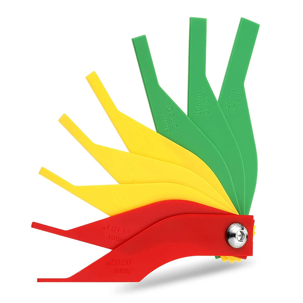 Линейка 8 в 1 для тормозной колодки измеритель толщины накладки набор из пластика