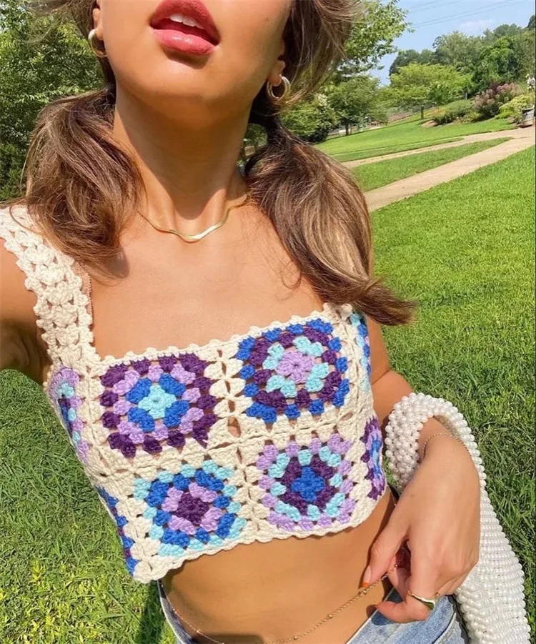 

spring summer European and American style self-cultivation, exposed navel, hollowed-out contrasting top, new handmade tops