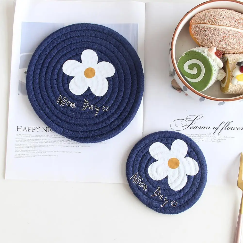

Decorative Bright-colored Practical Non-sliding Tableware Mat for Banquet
