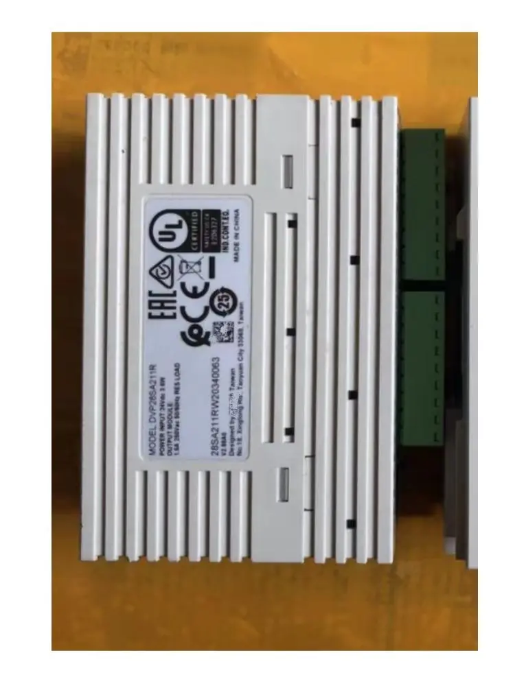 99% новый ПЛК DVP28SA211R протестирован нормально