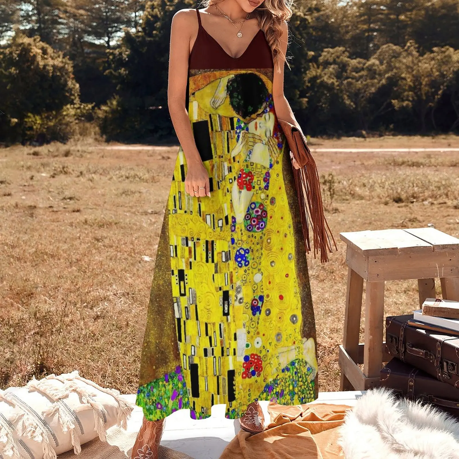 Женское платье без рукавов с принтом THE KISS 1917 : Gustav Klimt высокого разрешения