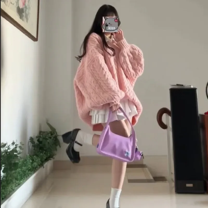 Женский трикотажный свитер с длинным рукавом свободного покроя