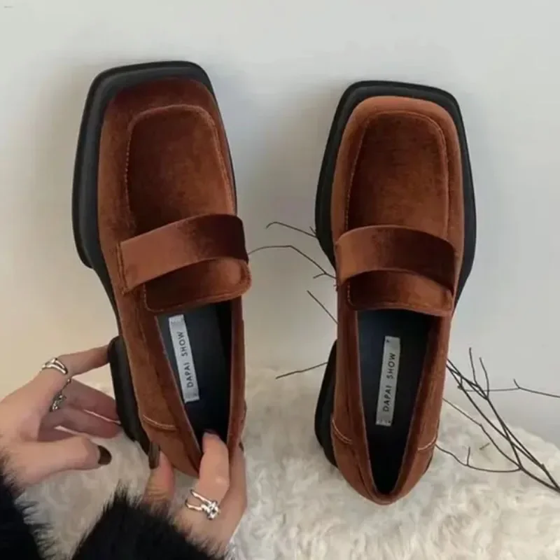 Туфли женские замшевые на платформе