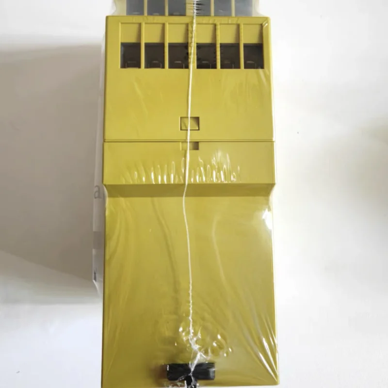 Пи лз 774500 Реле безопасности PNOZ XV2 30/24VDC 2n/o t Новое и оригинальное