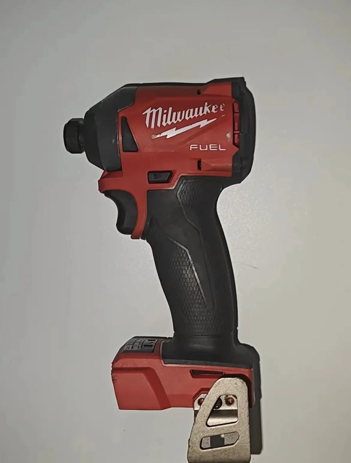 

Milwaukee 2853-20 M18 FUEL 1/4" Hex Impact Driver,USED,SECOND HAND,TOOL ONLY