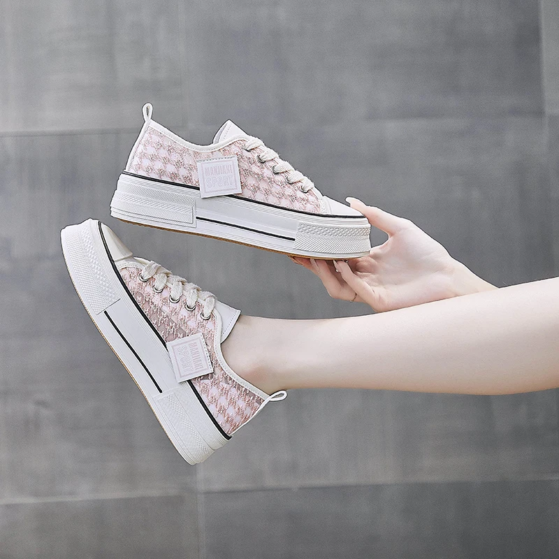 2023 Girls' Canvas Comfortable Board Shoes Women's Casual Sports Shoes Fashion Student Shoes Female Height Increase