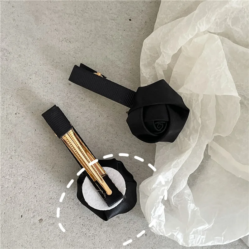 Женские заколки для волос с черной розой 2 шт. элегантные атласные однотонные