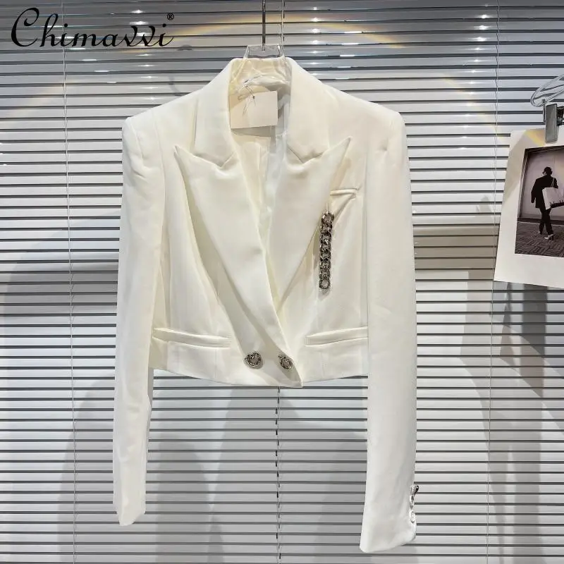 

2022 Spring New Heavy Fashion Metal Chain Padded Shoulder Design Short Suit Elegant Long Sleeve All-Matching Jacket Women