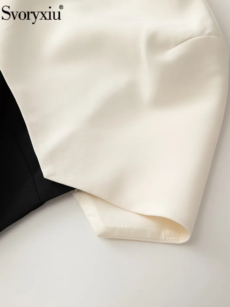 Женский костюм с брюками Svoryxiu разноцветный из топа без рукавов круглым вырезом и