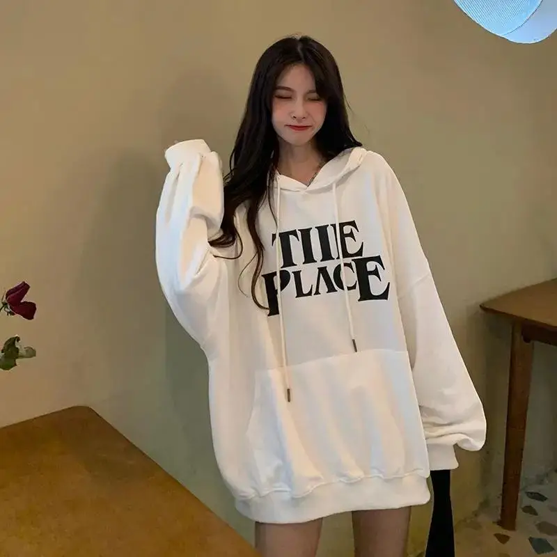 

Новинка весна-осень с капюшоном с буквенным принтом корейский Свободный Простой Модный трендовый Повседневный Универсальный свитер