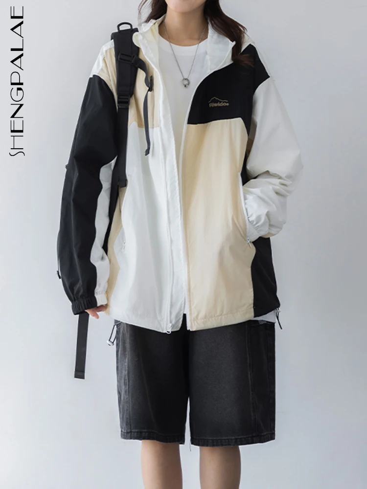 

SHENGPALAE Fashion Sunscreen Jacket Women Hooded Contrast Color Patchwork Full Sleeve Zipper Casual Coat Summer 2023 New 5R3982