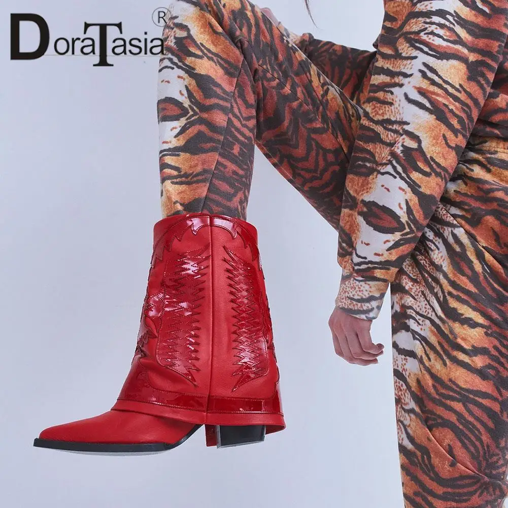 Brand New Ladies Pointed Toe Western Boots Fashion Embroider Mixed Colors Chunky Heels women's Boots Party Cowgirl Shoes Woman