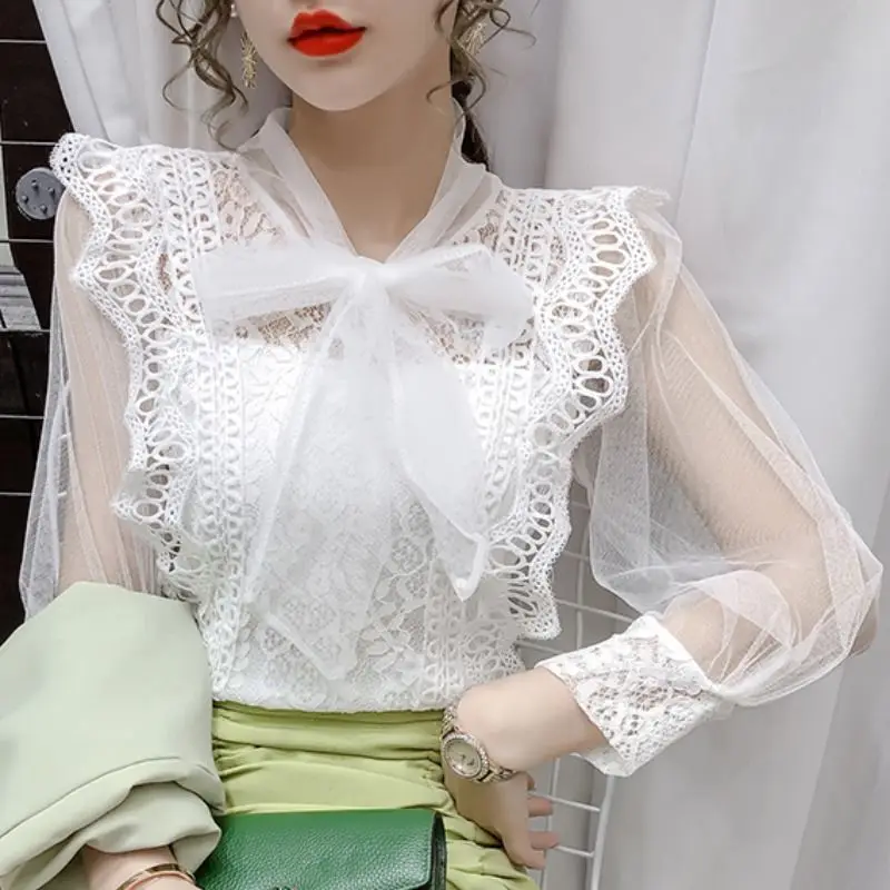 Женская блузка на шнуровке кружевная рубашка с вырезами Женский Топ длинным