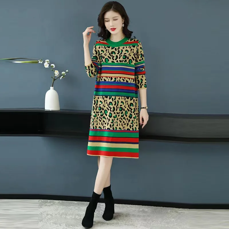 Рисунок 5 - Женское трикотажное платье-свитер