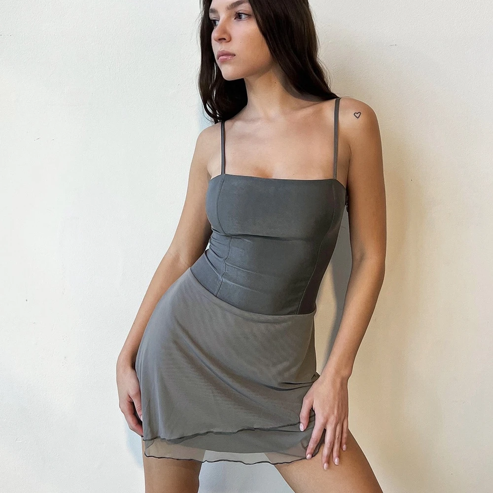 

Combhasaki Women Spaghetti Strap Square Neck Back Bandage Lace-up Layered Mesh Patchwork A-Line Party Dress Beach Streetwear