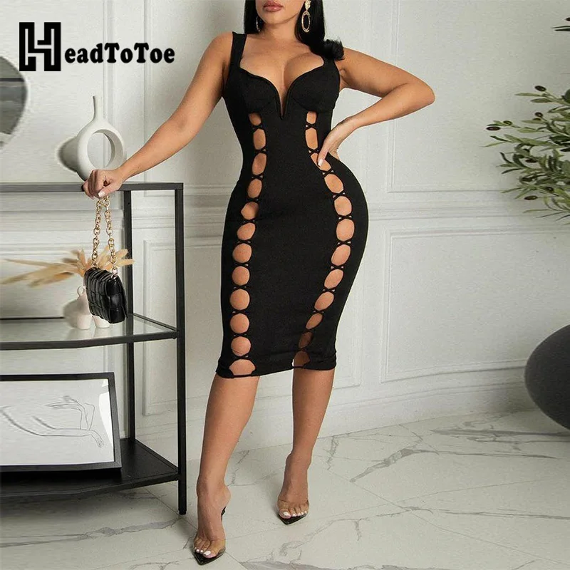 

Ажурное облегающее платье с толстыми лямками